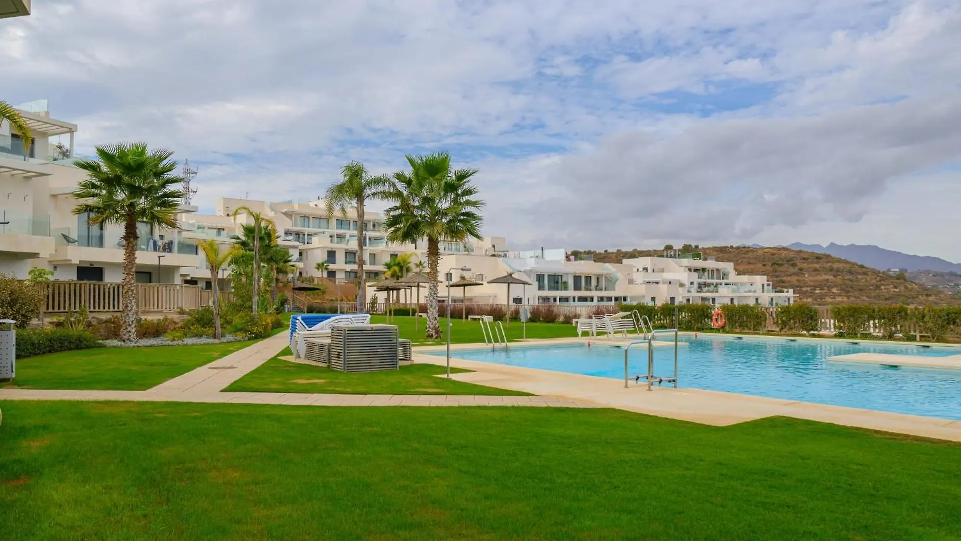 State-Of-The-Art Apartment In La Cala Casa Banderas Malaga