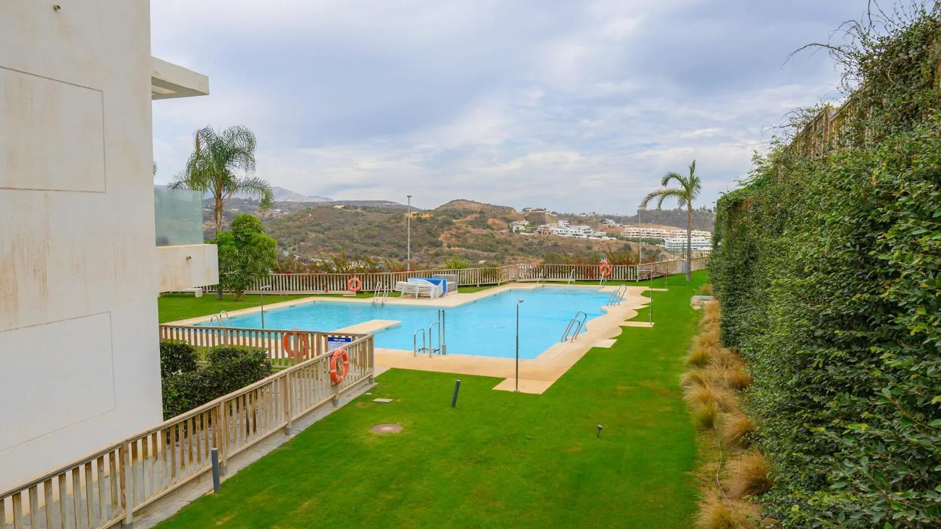 State-Of-The-Art Apartment In La Cala Casa Banderas Malaga