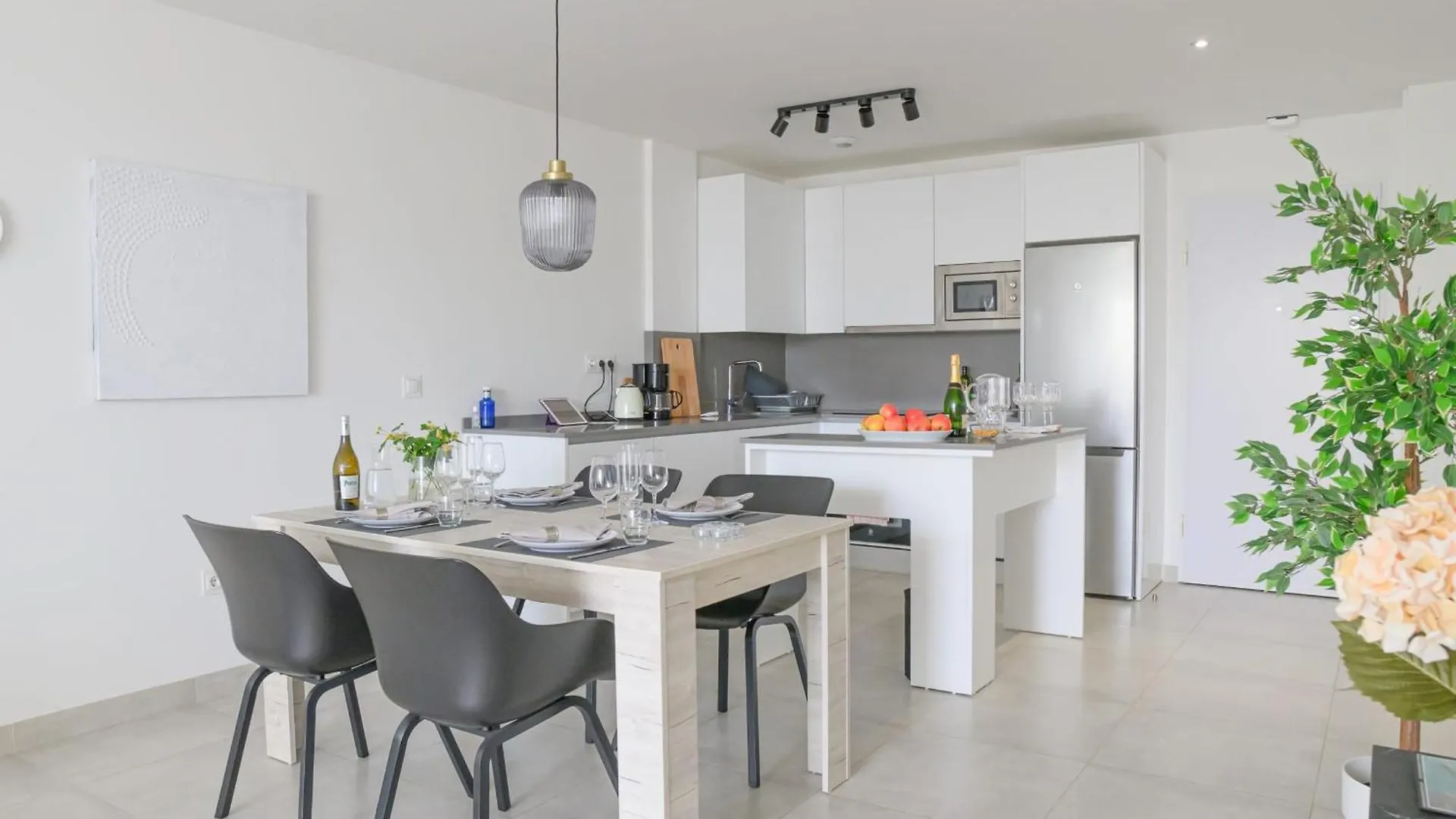 State-Of-The-Art Apartment In La Cala Casa Banderas Malaga Spain