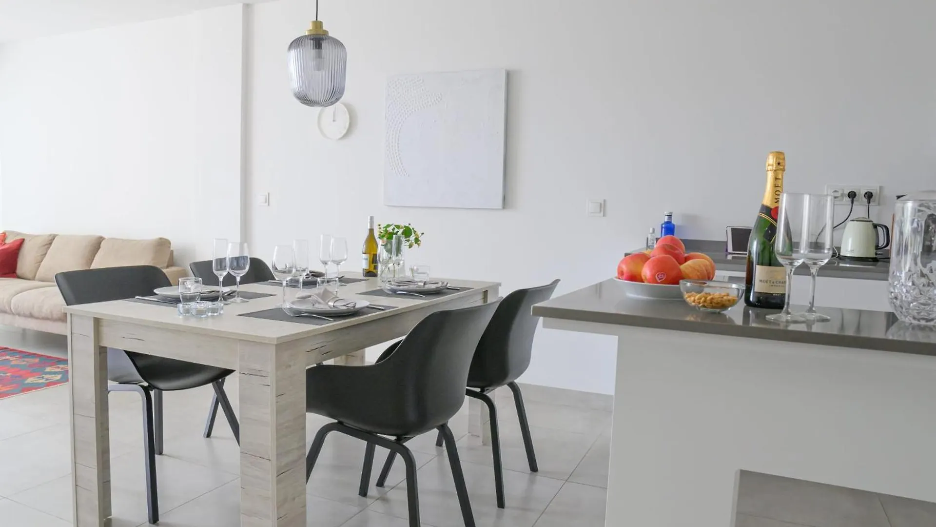 State-Of-The-Art Apartment In La Cala Casa Banderas Malaga 0*,